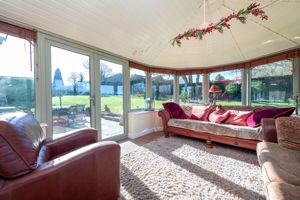 Garden room- click for photo gallery